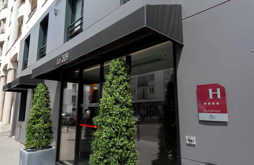 Hotel Le 209 Paris Bercy-1